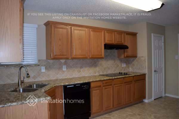 Building Photo - 1503 Coastline Ln