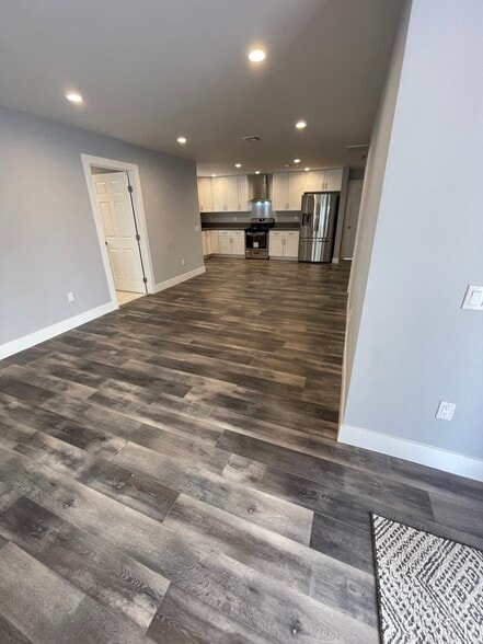 Building Photo - 13872 Weidner St