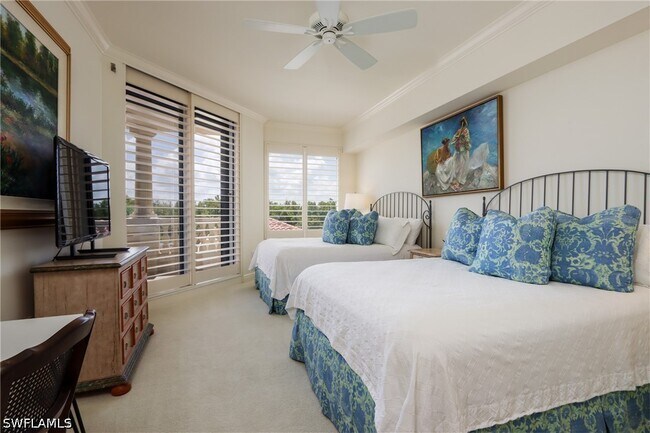 Building Photo - 8787 Bay Colony Dr