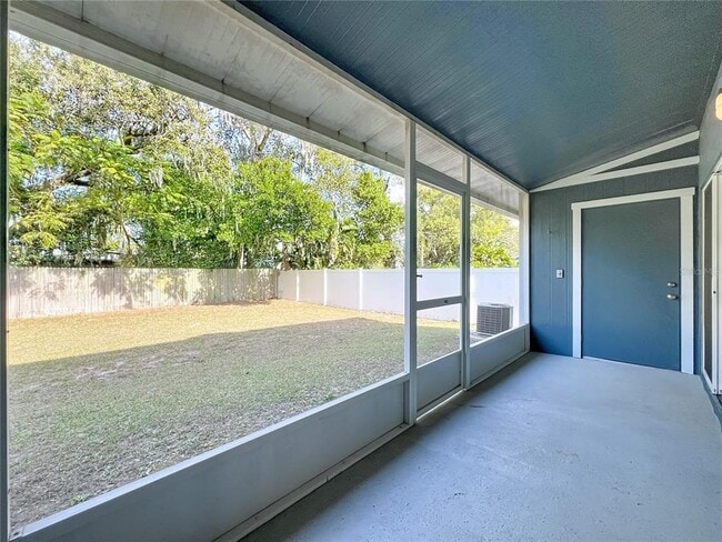 Building Photo - 3101 E Washington St