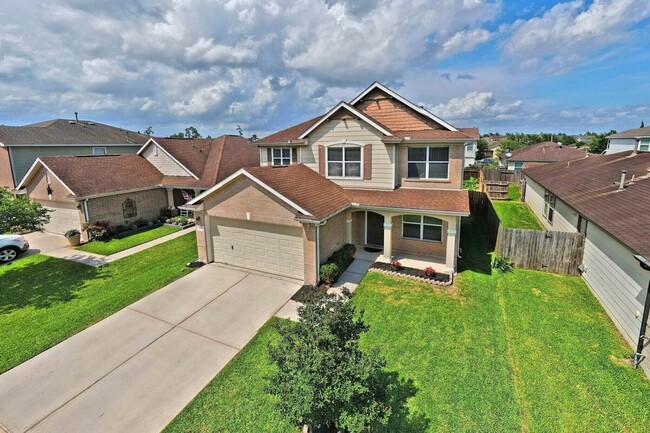 Building Photo - 29326 Legends Green Dr