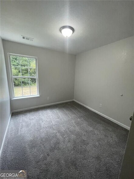 Building Photo - 387 Brookview Dr