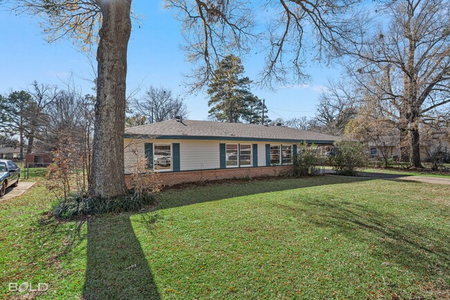 Building Photo - 1009 Dale Dr