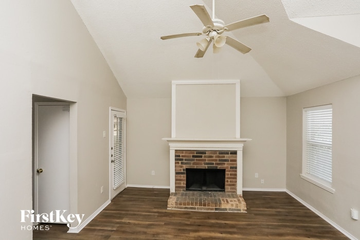 Building Photo - 1620 Hunterwood Dr