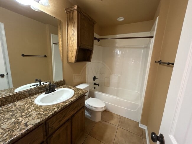 Building Photo - 5508 Aquarius Dr