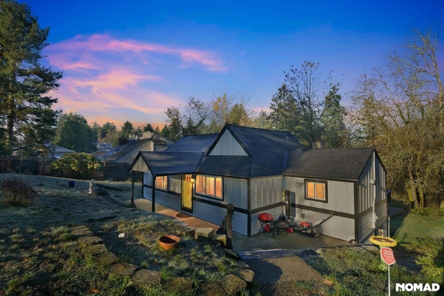 Primary Photo - 10020 Wilkeson St S