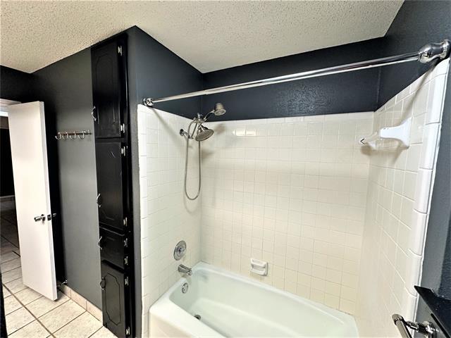 Building Photo - 1707 Bedford Oaks Ct