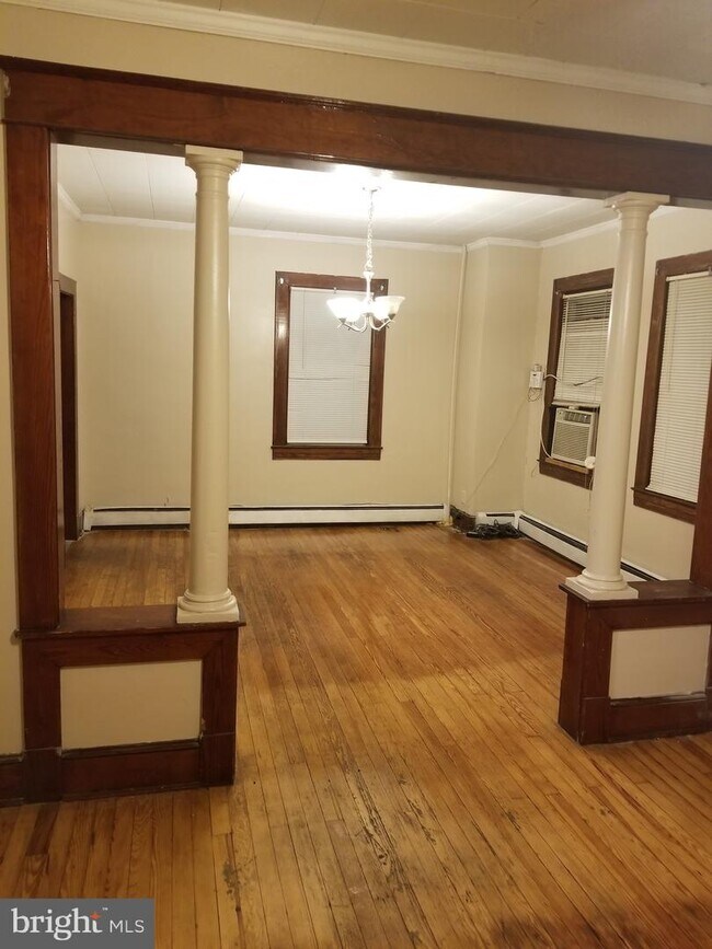 Primary Photo - 4208 Ritchie Hwy