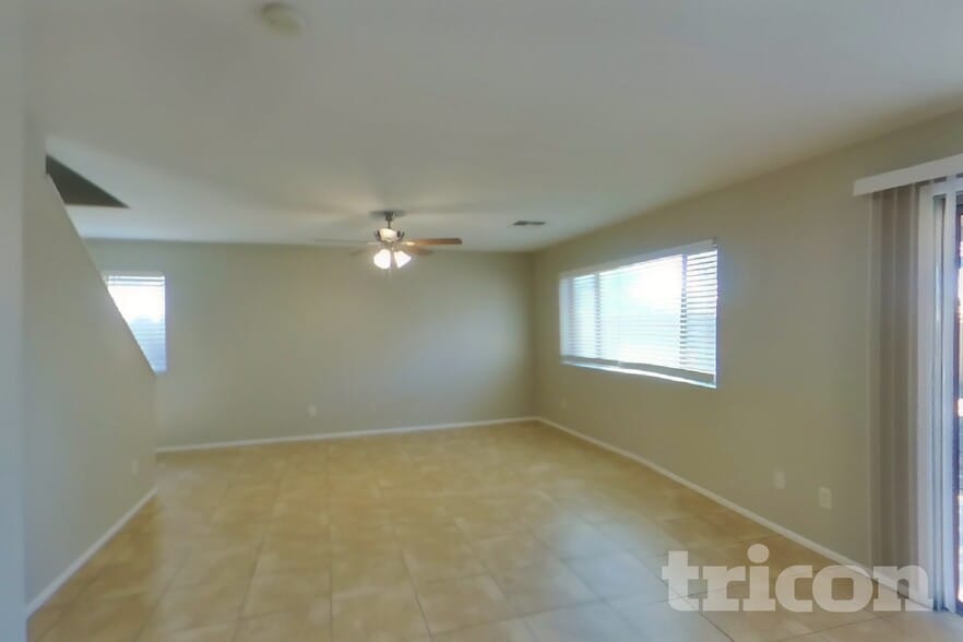Building Photo - 42065 W Sunland Dr