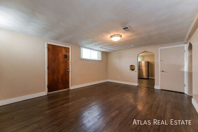 Building Photo - 2650 W 40th Ave
