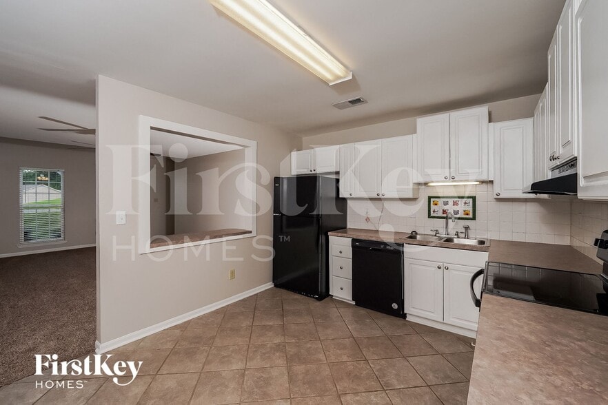 Building Photo - 101 Sunny Brook Ln