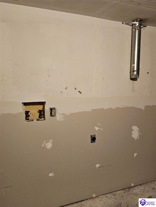 Building Photo - 2841 Frontier Ct