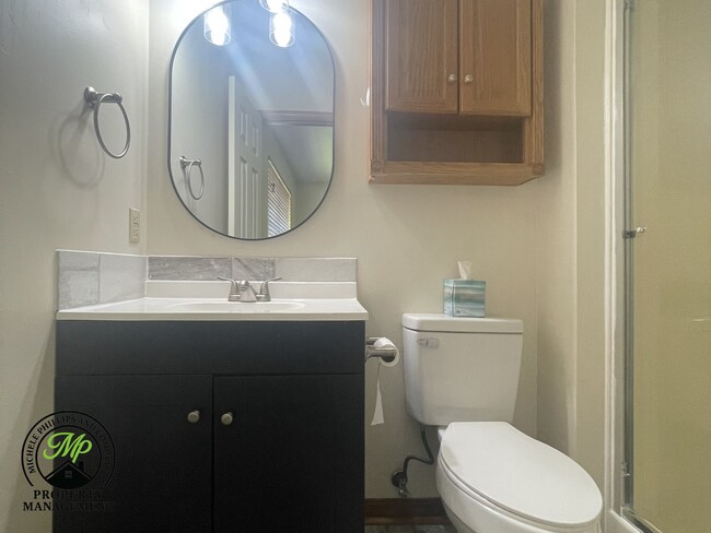 Building Photo - Great Cabot home!