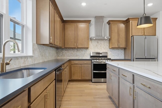 Building Photo - 8367 Mulberry Ave