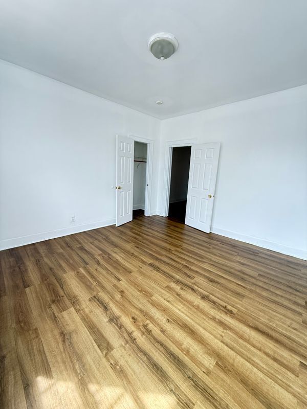 Building Photo - 112 Gatling Pl