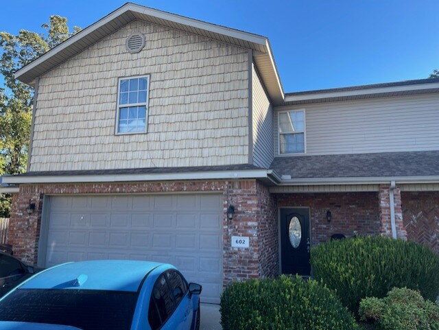 Primary Photo - 602 NW 17th Ct