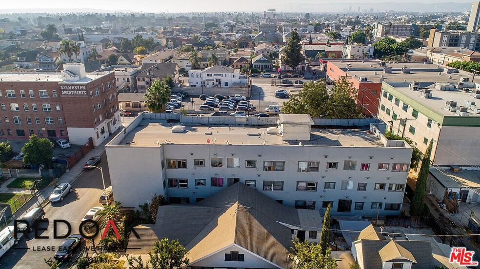 Building Photo - 2255 W 14th St