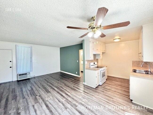 Building Photo - 6729 Cleon Ave