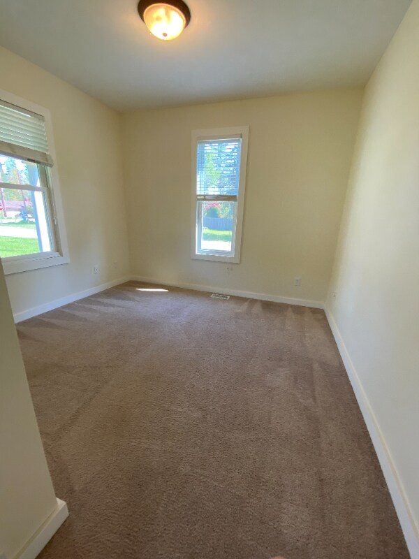 Building Photo - 3761 N Four Mile Rd