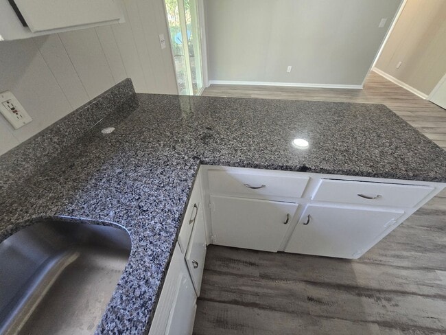 Building Photo - Beautiful Downtown Enterprise