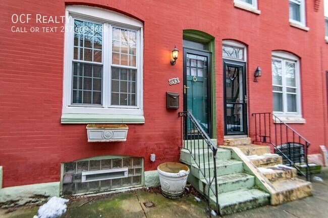 Building Photo - 833 N Newkirk St