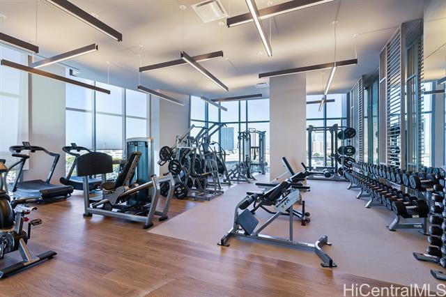 Building Photo - 1000 Auahi St