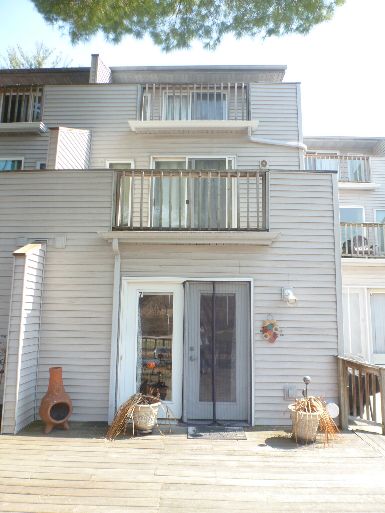 Building Photo - 227 Canyon Rd