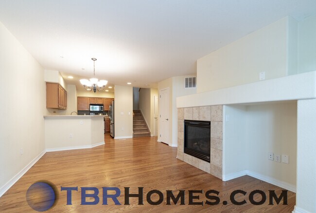 Building Photo - 14300 Waterside Ln