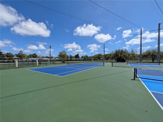 Building Photo - 3680 N 56th Ave