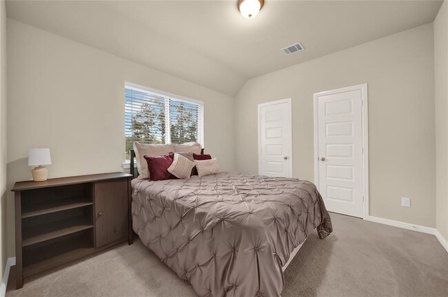Building Photo - 3859 Fleetwood Falls Ln