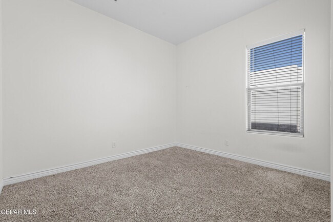 Building Photo - 7376 Cimarron Gap Dr