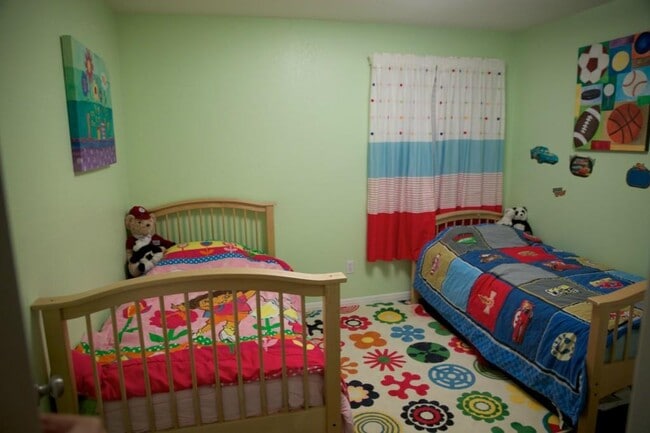 Building Photo - 11580 Cedarcliffe Dr