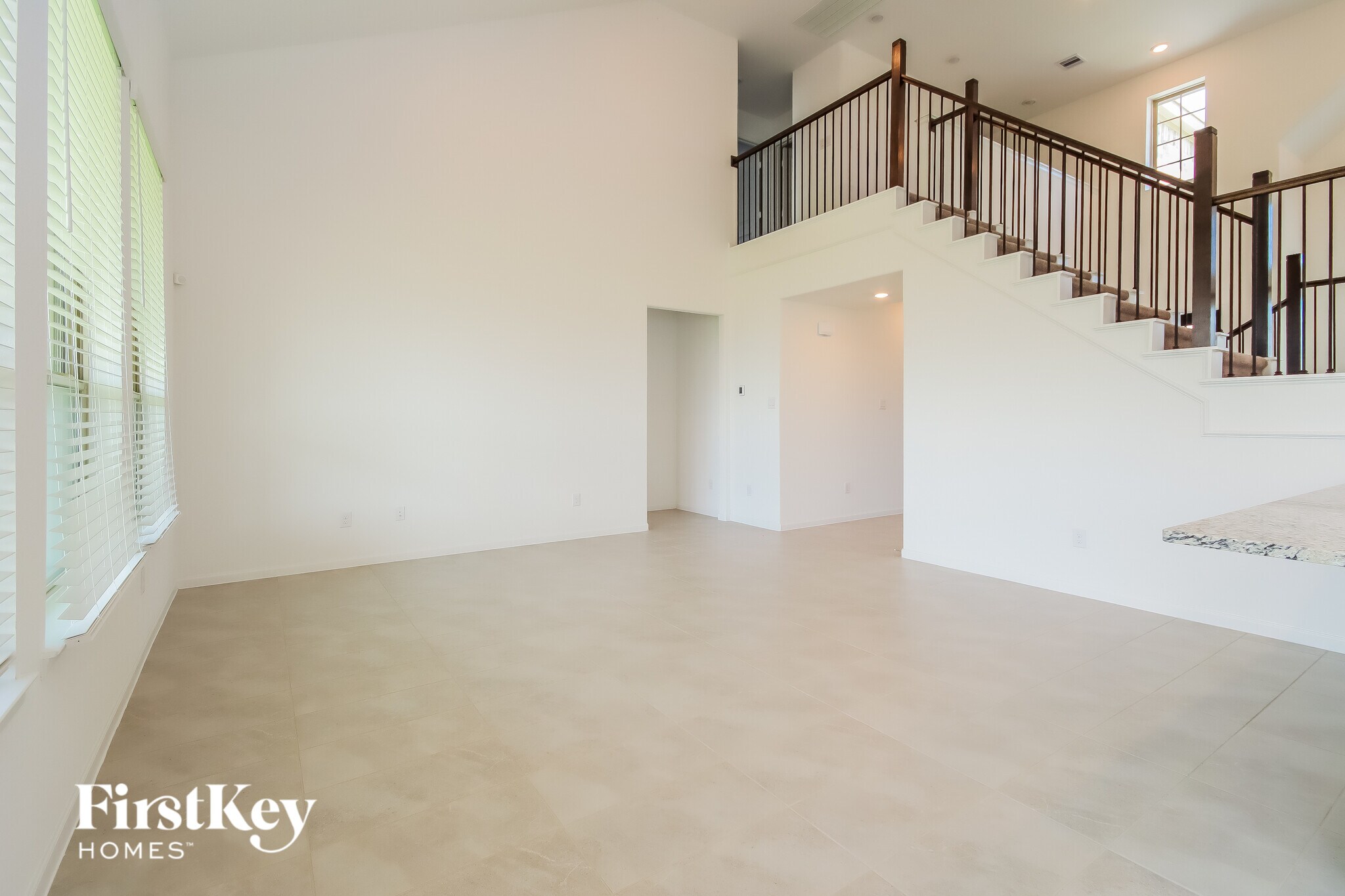 Building Photo - 9451 Vis Fls Trce