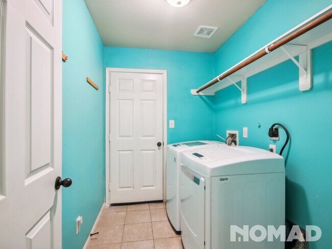 Building Photo - 2331 Grey Reef Dr