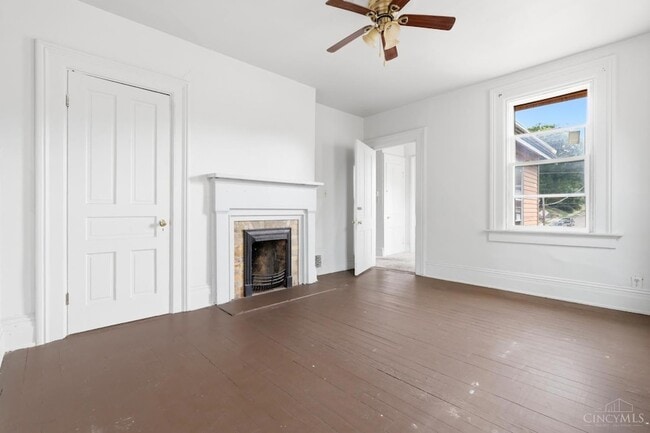 Building Photo - 5109 Montgomery Rd