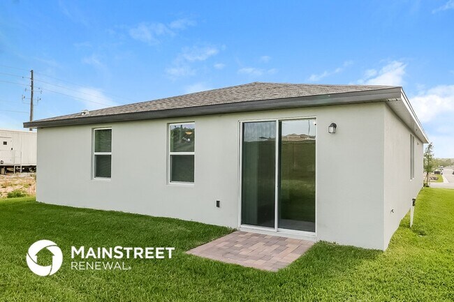 Building Photo - 1408 Saguaro St