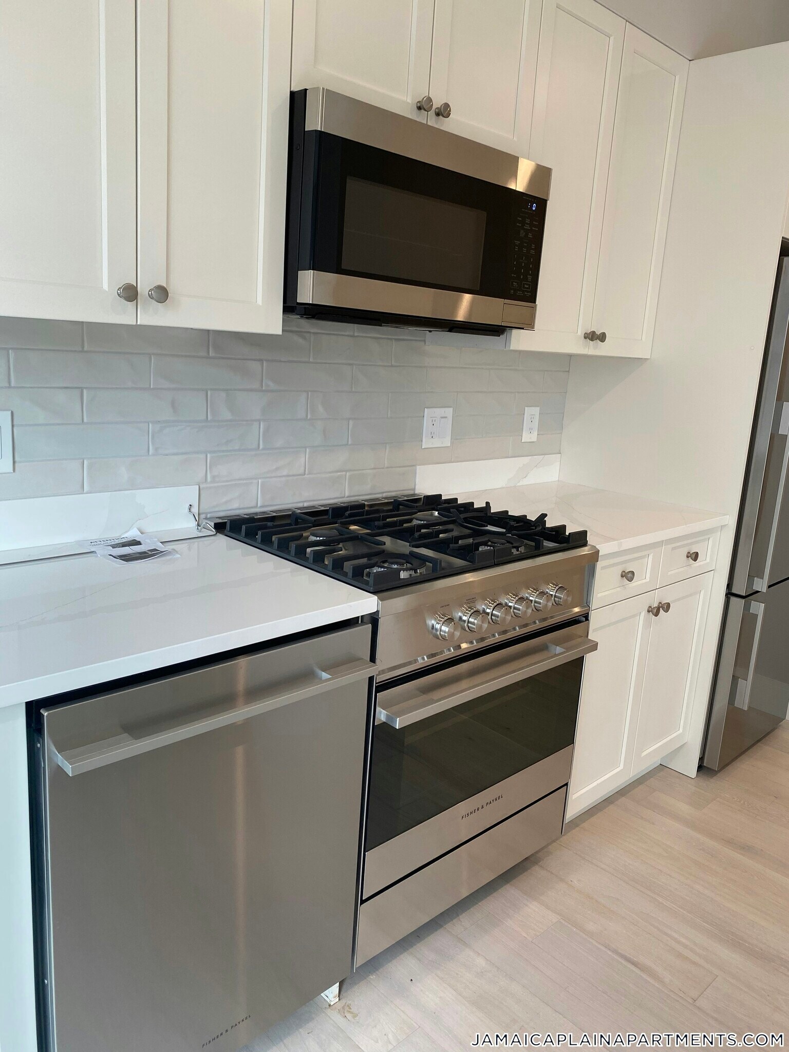 Building Photo - 197 Green St