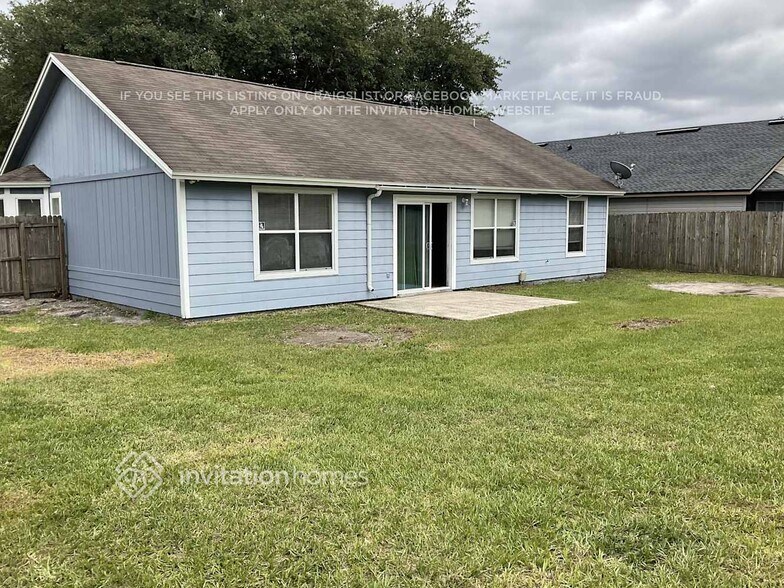 Building Photo - 7736 Rockridge Dr W