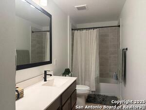 Building Photo - 9402 Hinterlands Dr