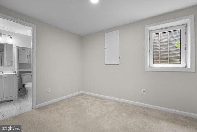 Building Photo - 2407 Alsop Ct
