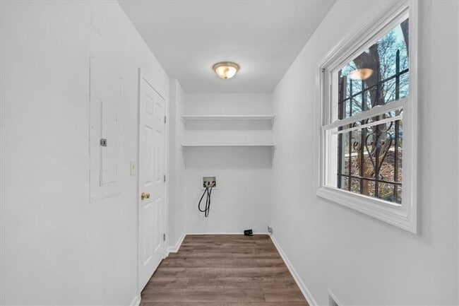 Building Photo - 2080 Bluffton Way