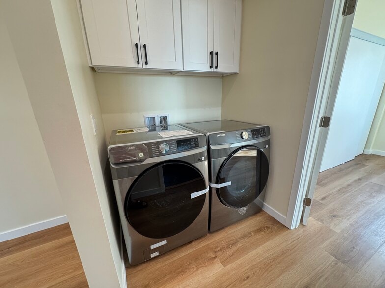 Building Photo - 815 Arden Ave