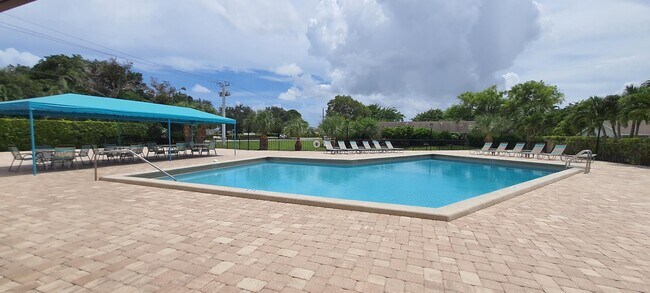 Building Photo - 2700 Fiore Way