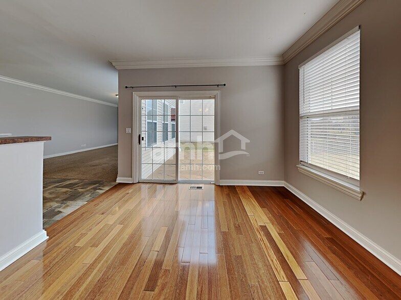 Building Photo - 2087 Kate Dr