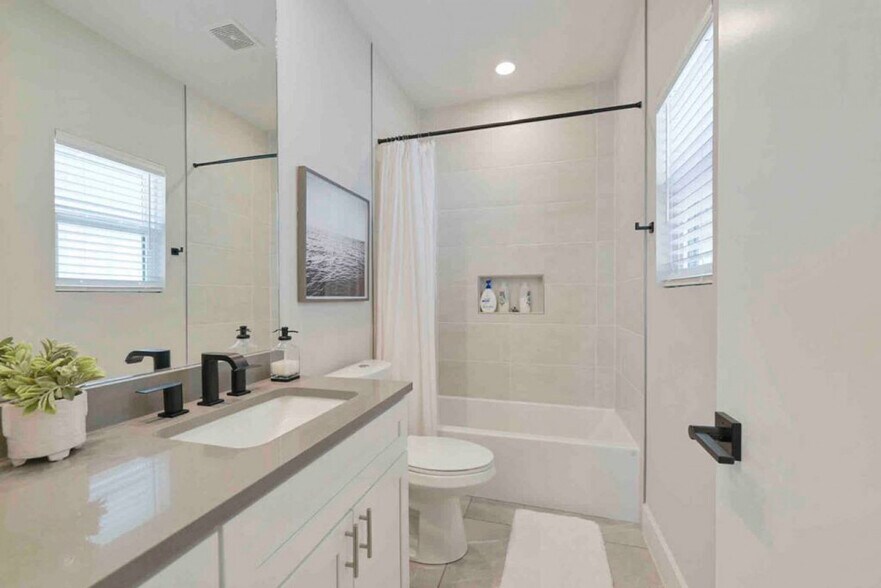 Building Photo - 287 Estates Cir