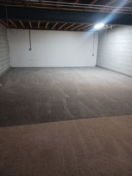 Building Photo - 48 Harvest Rd