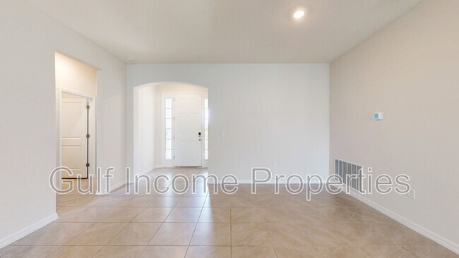 Building Photo - 10508 Chippewa Dr