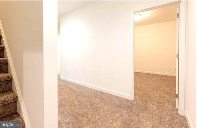 Building Photo - 5019 Forsythia Pl