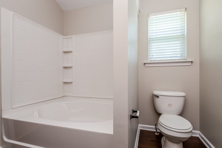 Building Photo - 793 Lobdale Falls Dr