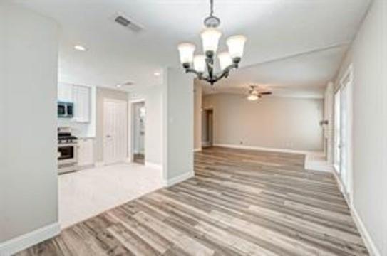 Building Photo - 6802 Glenray Dr